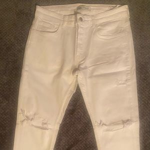 Zara Vintage White Destroyed Jeans